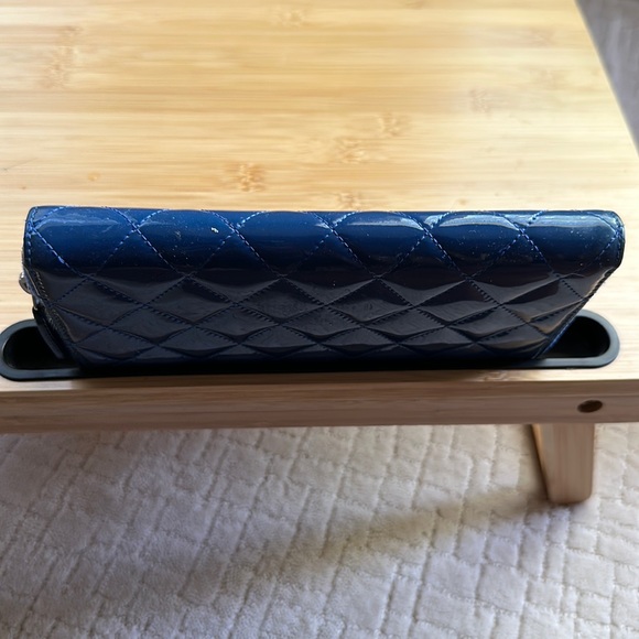 Authentic Chanel Wallet - Picture 4 of 12